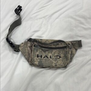 Halo Camouflage Waist Bag